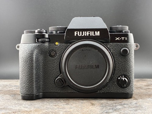 Fujifilm 16mp mirrorless - 16mp,